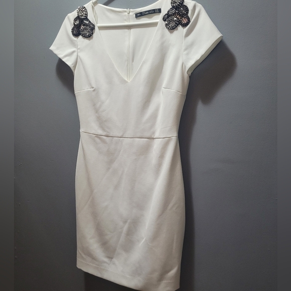 Zara Trafaluc white short sleeve dress S - Picture 3 of 9